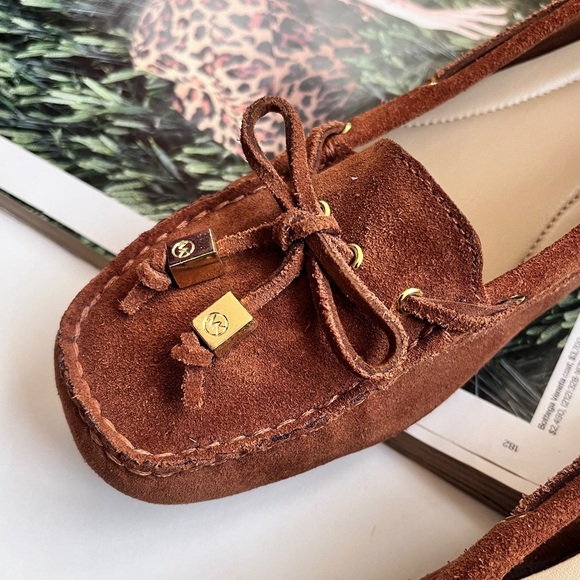 Michael Kors Amber Brown Suede Moccasin Square Toe Women’s Loafer Size 7.5 - Picture 3 of 13